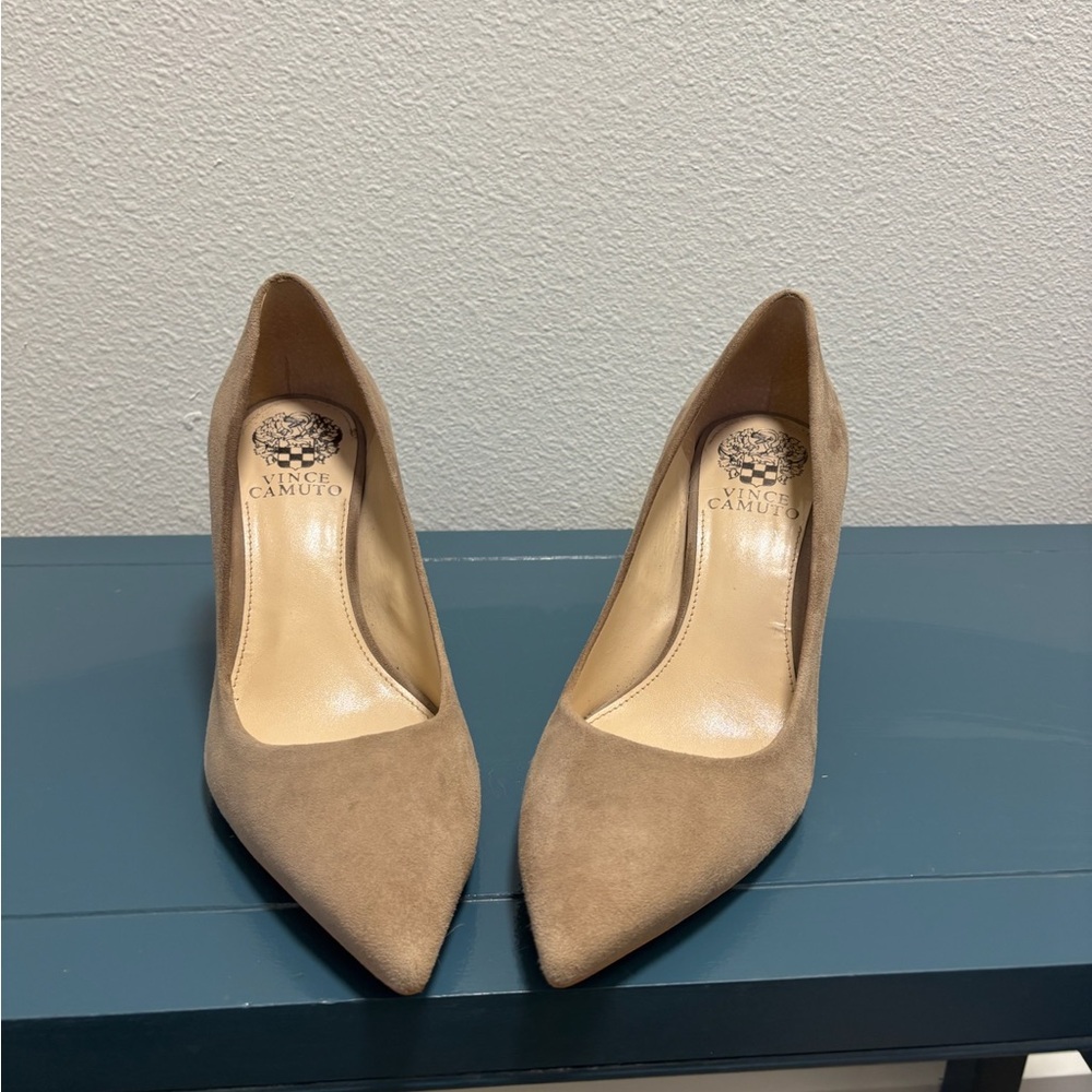 Vince Camuto Hailenda Pumps sz 7.5